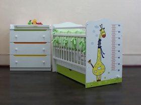 Кроватка детская Жираф с маятником в Звёздочке - zvyozdochka.mebel-nsk.ru | фото